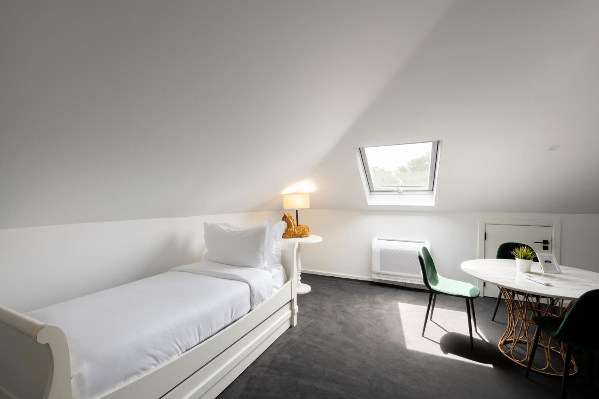 Avenuehillhotel *